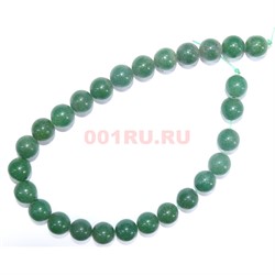 Нитка бусин 14 мм из зеленого нефрита 28 шт прессовка - фото 152857