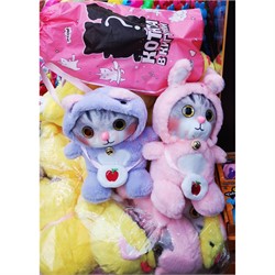 Игрушка мягкая котик с сумочкой 3 цвета - фото 186772