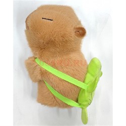 Игрушка мягкая браслет Капибара с рюкзаком - фото 213747