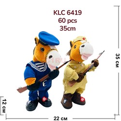 Лошадь музыкальная (KLC-6419) матрос и солдат 35 см высота - фото 222356