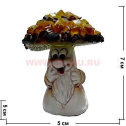 Фигурка с янтарем "Грибок" - фото 55824
