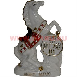 Конь из фарфора на монете 16 см - фото 88795