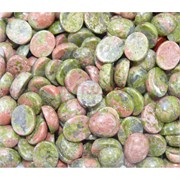 Кабошоны 10x12 овальные из яшмы унакит