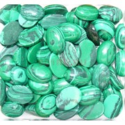 Кабошоны 13x18 овальные из малахита