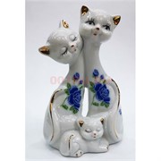 Котики из фарфора «семья» высота 10 см