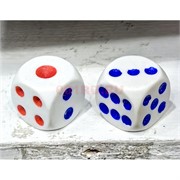 Кубики кости зарики красно-синие 18 мм 100 шт/упаковка